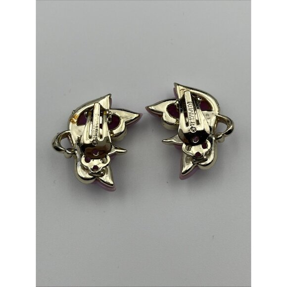 KRAMER Signed Clip On Vintage Earrings Purple Lilac THERMOSET FLORAL Gold Tone - Picture 2 of 4